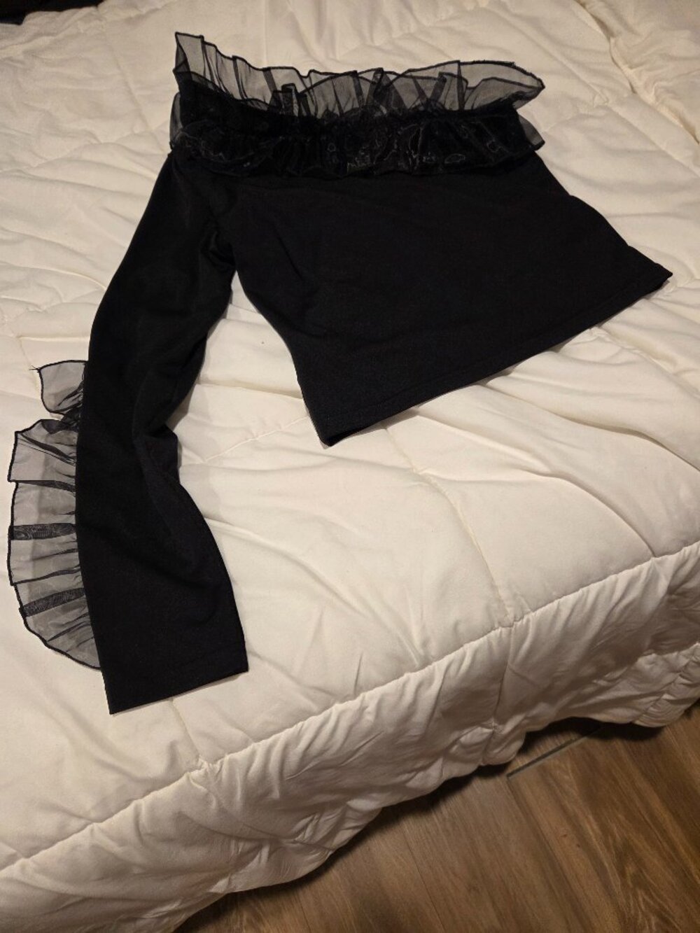 one shoulder top